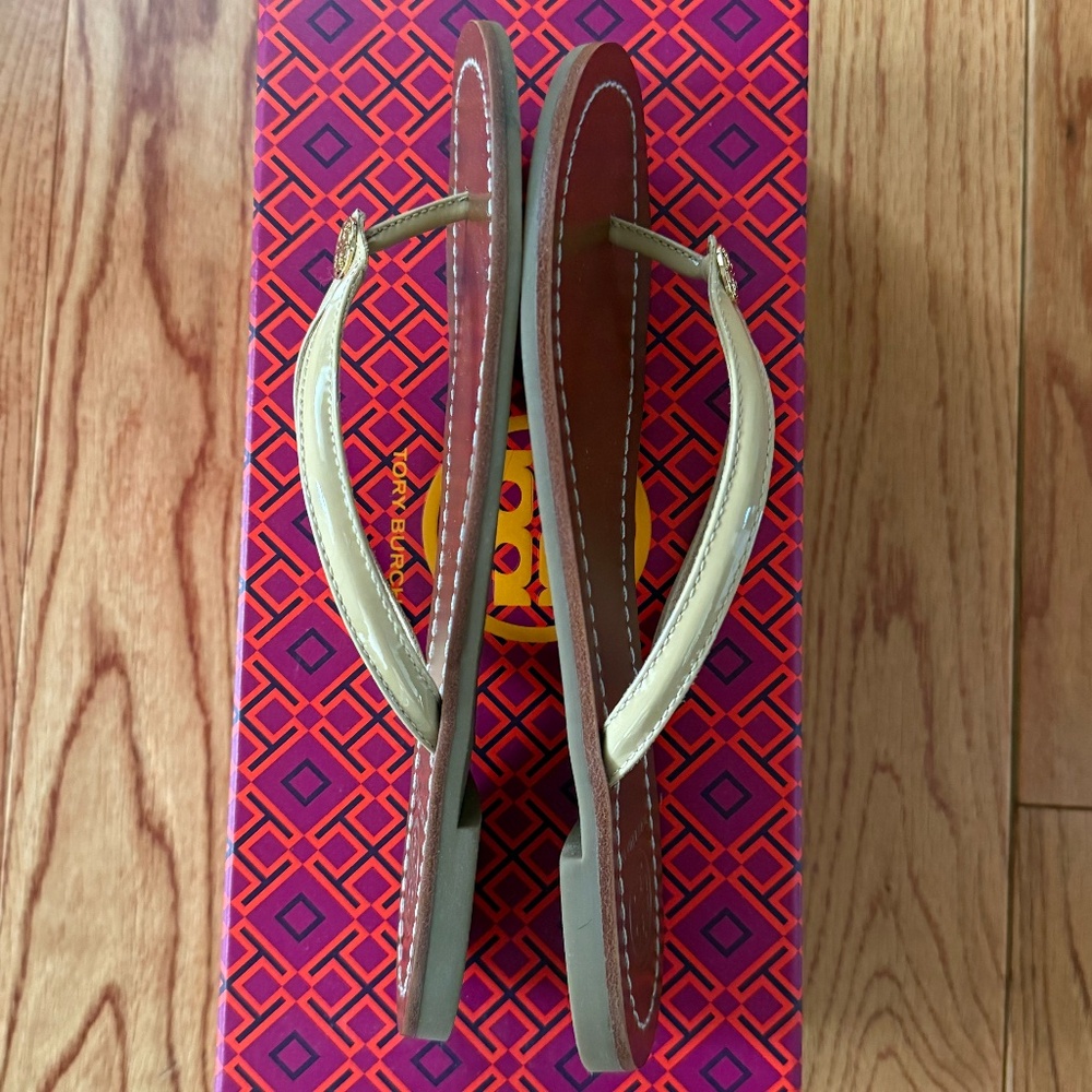 Tory Burch, Terra Thong Leather Sandals, Beige, Size 6 - Picture 5 of 11